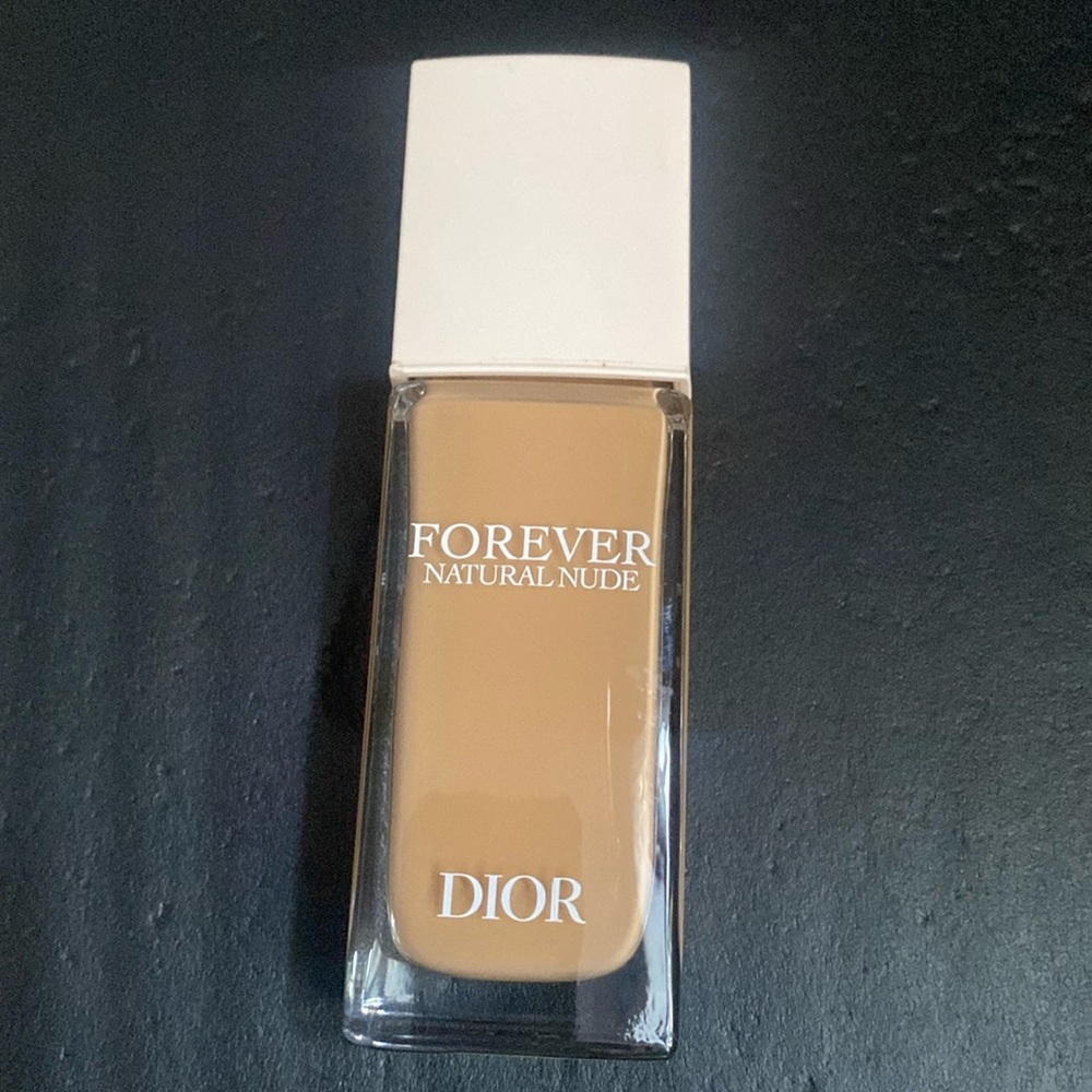Dior Forever Skin‎ Glow Foundation 4W0, NWOB - Picture 5 of 8